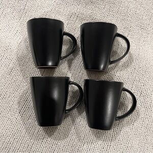 Signature living Black Ceramic Mug 4 piece Set